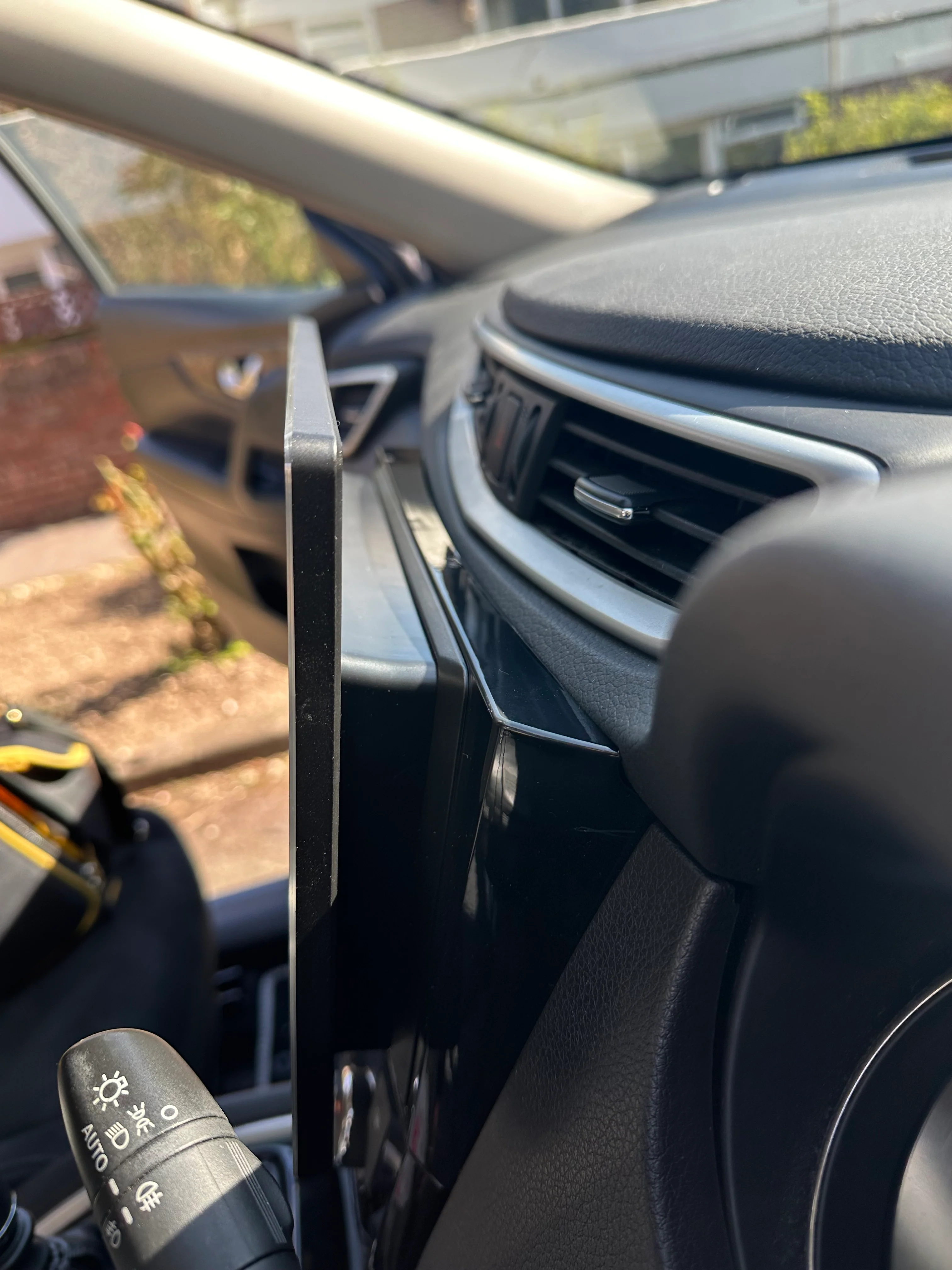 Nissan Qashqai 2014-2021 Wireless Apple CarPlay Upgrade Kit - Image 8
