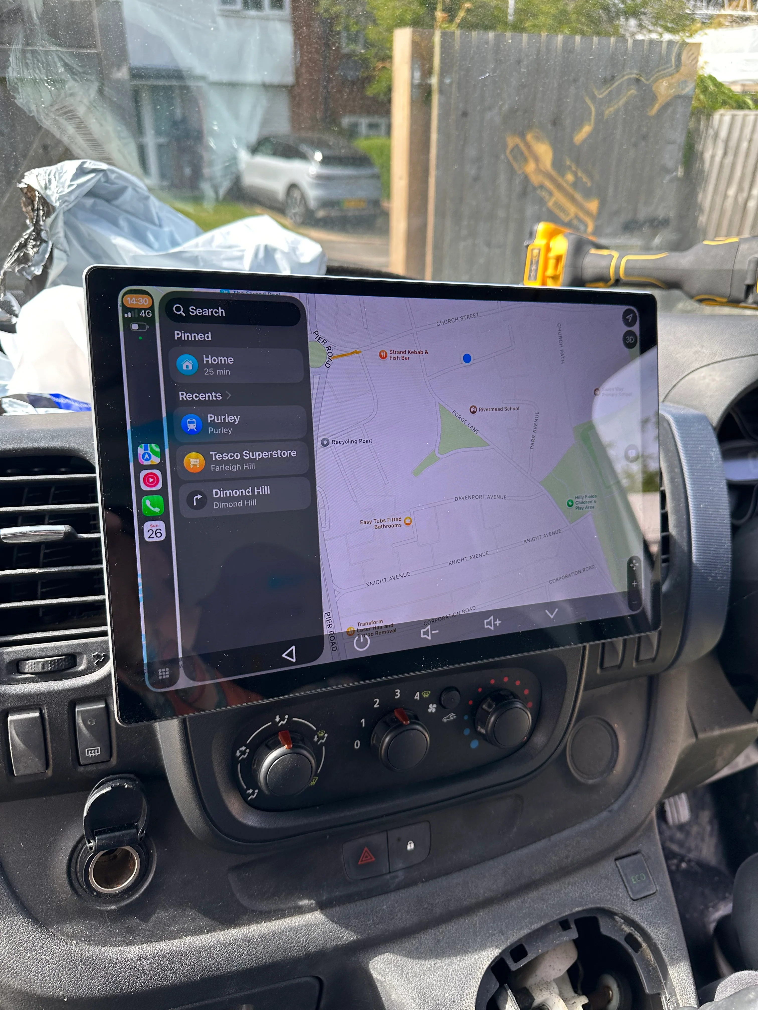 Vauxhall Vivaro 2014-2019 Wireless Apple CarPlay Upgrade Kit - Image 4