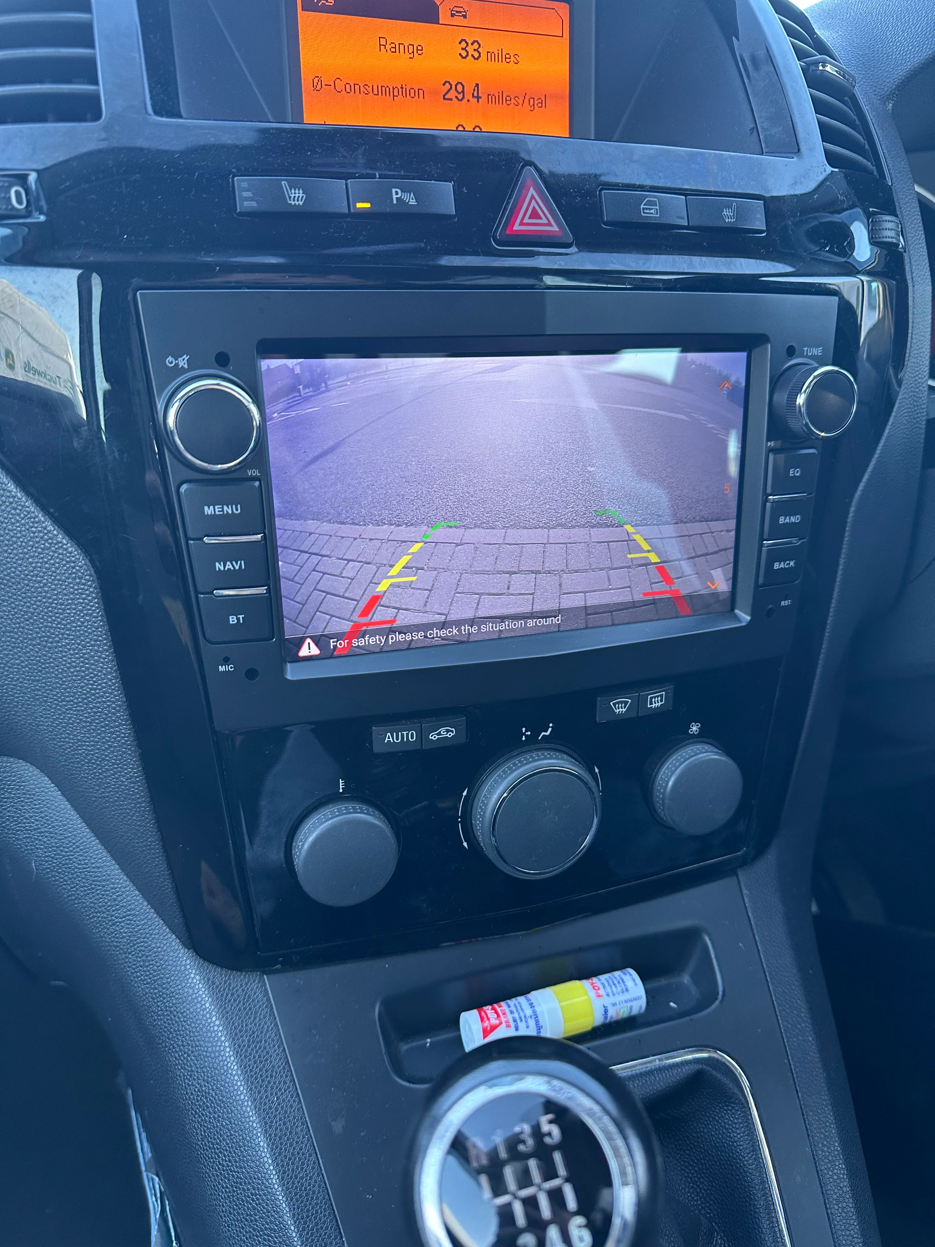 Vauxhall Zafira 2005-2011 Wireless Apple CarPlay Upgrade Kit - Image 3